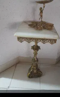 میز کنار سالنی و هفت سین برنز