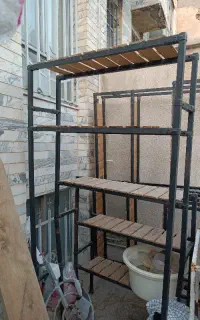 قفسه چوبی