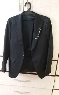 کت وشلوار مشکی
