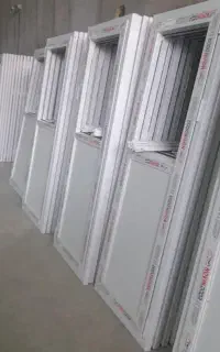 درب حمام ابعاد 2 متر در70 upvc