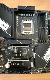 مادربرد MSI X670 WiFi