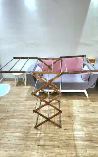 بند رخت چوبی