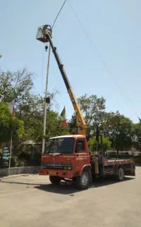 جرثقیل خاور شبانه روزی بالا بر سبد نفر بر