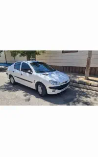 پژو اس دی وی 8تمیز کاپوت و گلگیرها رنگ و نصف در ب