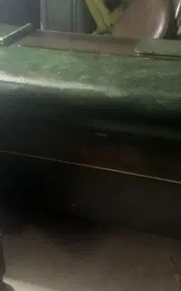 میز مدیریت و صندلی انتظار