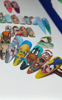 آموزش کاشت ناخن تخصصی با پشتیبانی واقعی