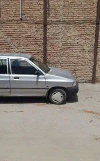 پراید نقره ایی ۸۲