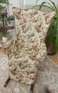 صندلی مادر بزرگ درحدنو