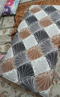 رو لحاف وتشک وآکبند