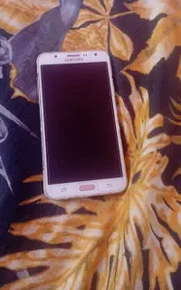 گوشی سامسونگ j7 2015