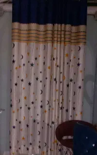 پرده پارچه ای طرح دار