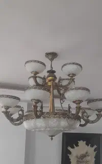 لوستر آنتیک با ۲ تا دیوارکوب