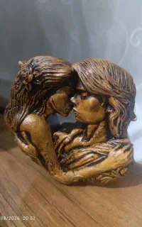 مجسمه و زیر سیگاری  دکوراسیون