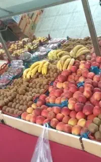 قفسه و اینه و ترازو و...وسایل میوه فروشی