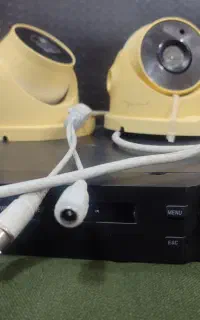 گیرنده و دوربین مداربسته