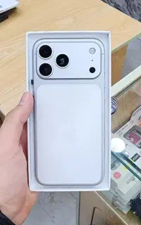 گوشی iphon 17 pro max /پرداخت هزیـنه درب مــنزل