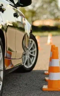 آموزش تسلط بر رانندگی، ویژه بانوان گواهینامه دار
