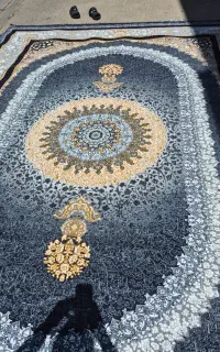 سلام  فرش ۷۰۰ شانه بی سی اف فقط کلی تخته ۱۸