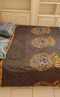 تخت دو نفره mdf به همراه کفی 6 پایه