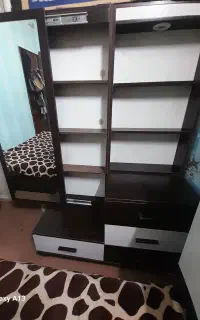 درآور 4کشو در حد نو