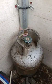 یک عدد کپسول بوتان