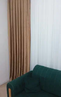 کنار پرده