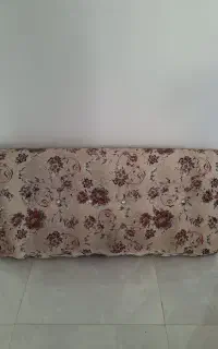 پشتی
