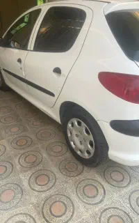 پژو۲۰۶ تیپ ۲