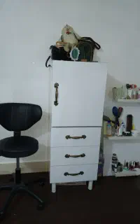 دکور کمد کشاب صندلی