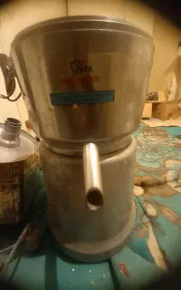 آبمیوه گیری صنعتی