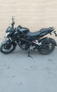 آن اس 200