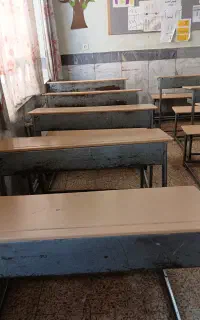میز و نیمکت مدرسه (دانش اموزی )