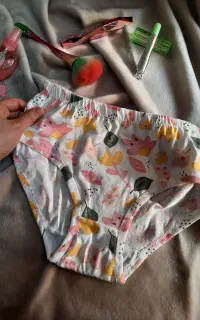انواع لباسزیر زنانه