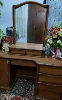 میز آرایشی