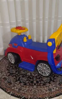 ماشین بازی در حد نو