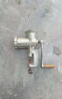 چرخ گوشت دستی پلوپز سینما خانواده و اسکیت