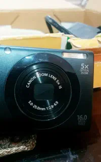 دوربین عکاسی و وسایل دیگر