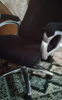 صندلی چرخ دار اداری