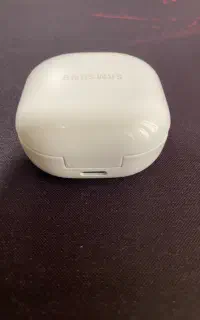 گلکسی بادز FE سامسونگ