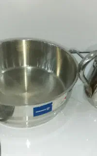 یک عدد قابلمه استیل جنس عالی با قیمت مناسب
