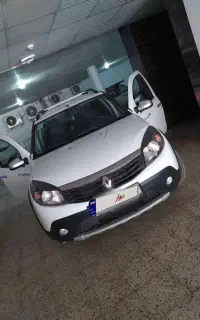 ساندرو استپ وی مدل ۱۳۹۶