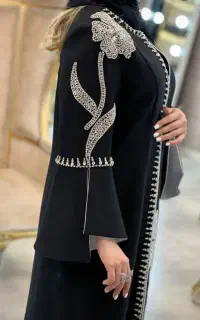 جواهر دوزی روی لباس