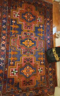 قالیچه ۳متری گل ابریشم کشور شیروان آنتیک