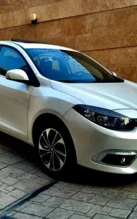 رنو فلوئنس سمبل راحتی و دوام ۸ سال خواب درحد صفر .