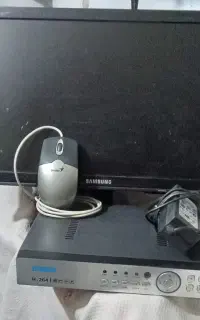 دستگاه ۴کاناله DVR اپتینا ۲۶۴ اچ وتلویزیون ۱۴اینچ