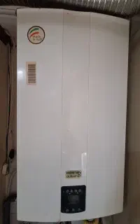 پکیج وسترن ایتالیا روشن در حال کار