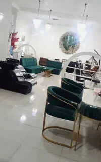 ب یه شنیون کار حرفه ای وادمین حرفه‌ای نیازمندم