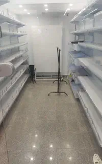 قفسه فروشگاهی در حد نو