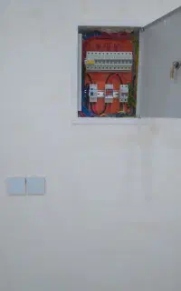 برقکار/برقکاری/برقکشی ساختمان