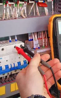 برقکار برقکش ساختمانی صنعتی عیب یابی اتصالی برق